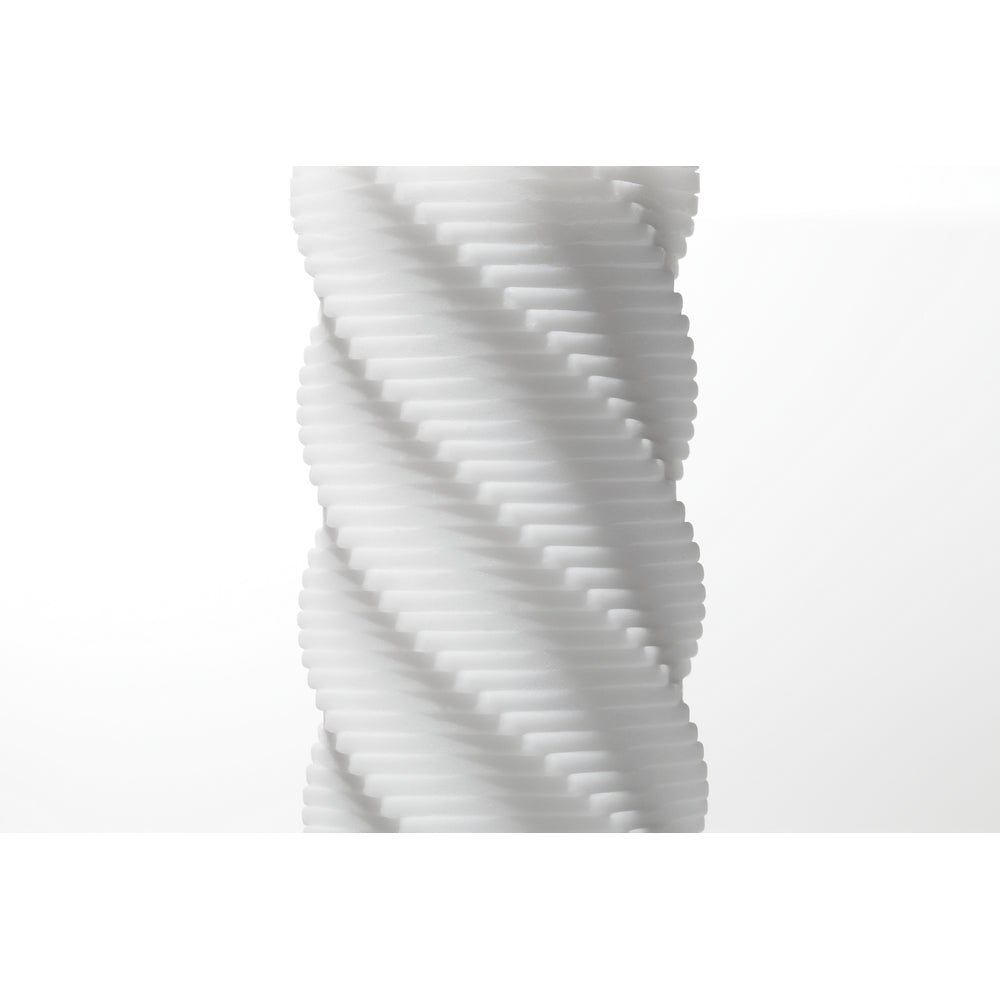 Tenga 3D Spiral Masturbator-1